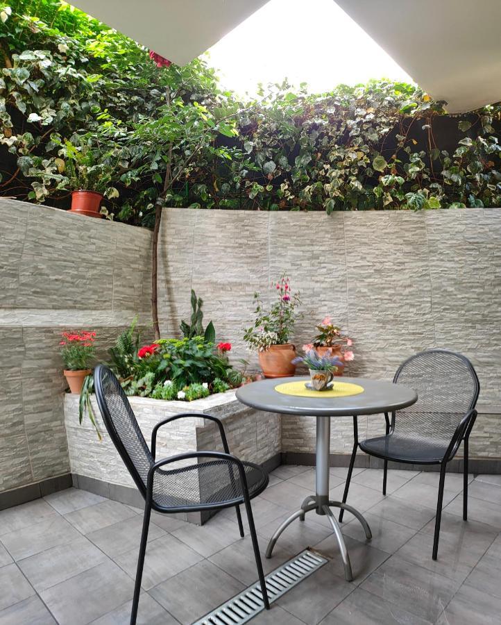 Studio Apartman Rea Kotor Exterior photo